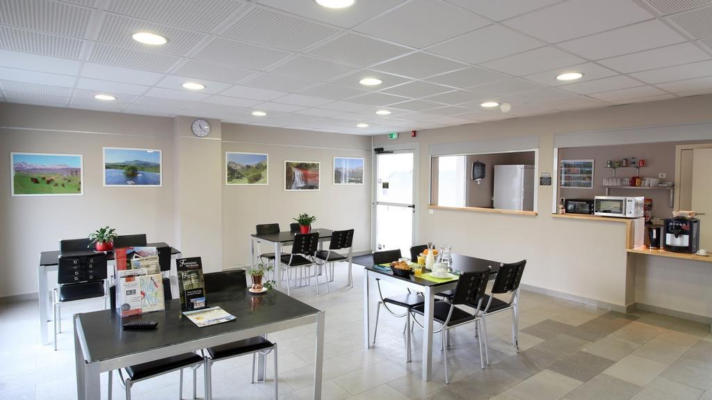 Aparthotel Aux Balcons Du Sancy Picherande Exteriér fotografie