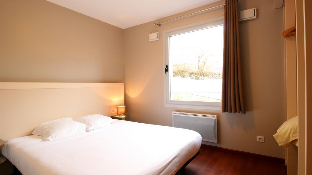 Aparthotel Aux Balcons Du Sancy Picherande Exteriér fotografie